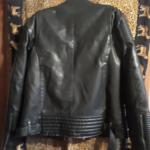 Motorcycle jacket - Picture 2 of 2